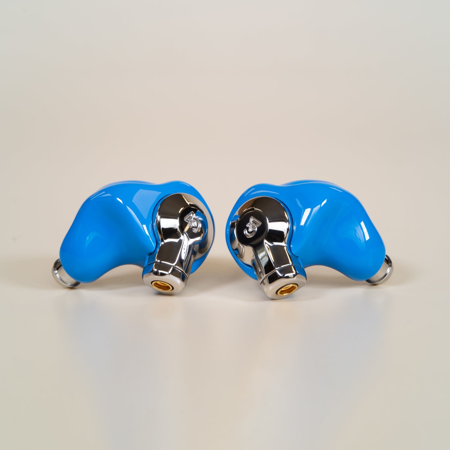 Cascara - Pre-Owned (Like New) - Blue