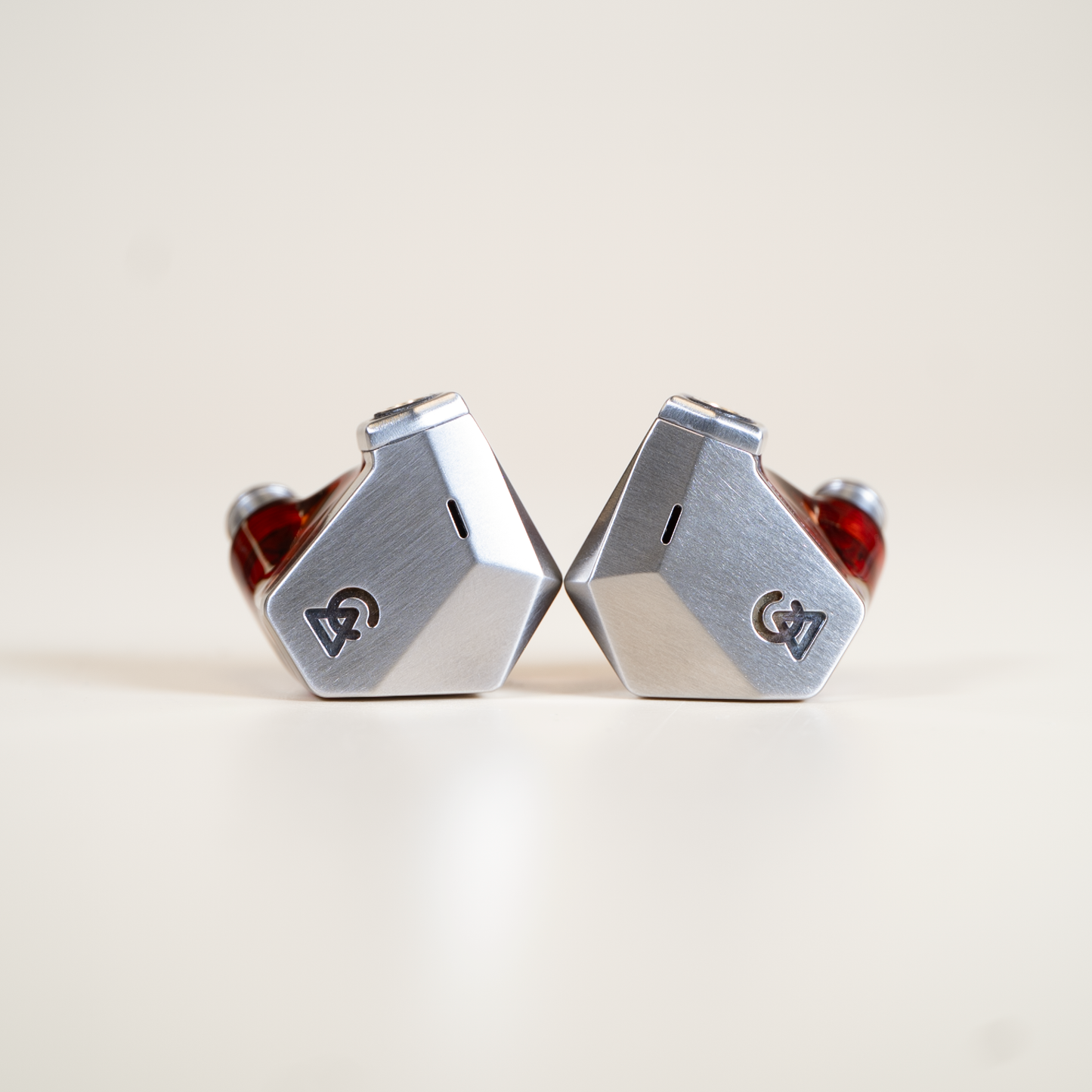 Grand Luna - Pre-Owned (Great)