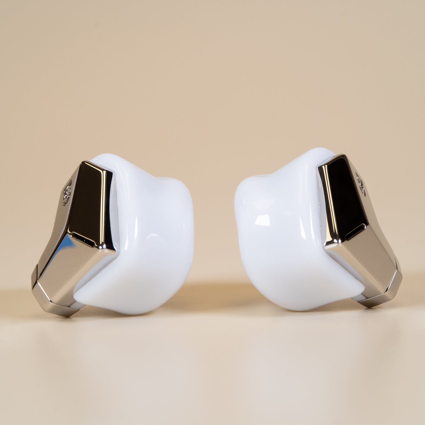 Supermoon Multiverse Edition - Pre-Owned (Like-New)