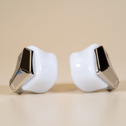 Supermoon Multiverse Edition - Pre-Owned (Like-New)