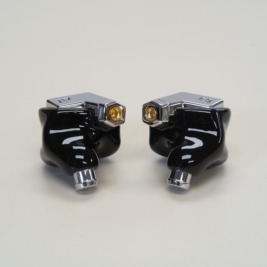 Supermoon- Pre-Owned (Acceptable) - Black