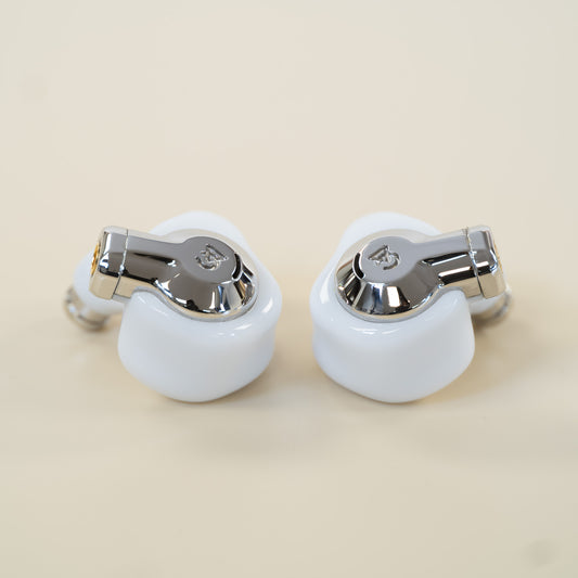 Cascara Multiverse Achromatic Edition - Pre-Owned (Great)